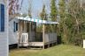 Camping Frankrijk Bretagne : Mobil-home sur une parcelle arborée